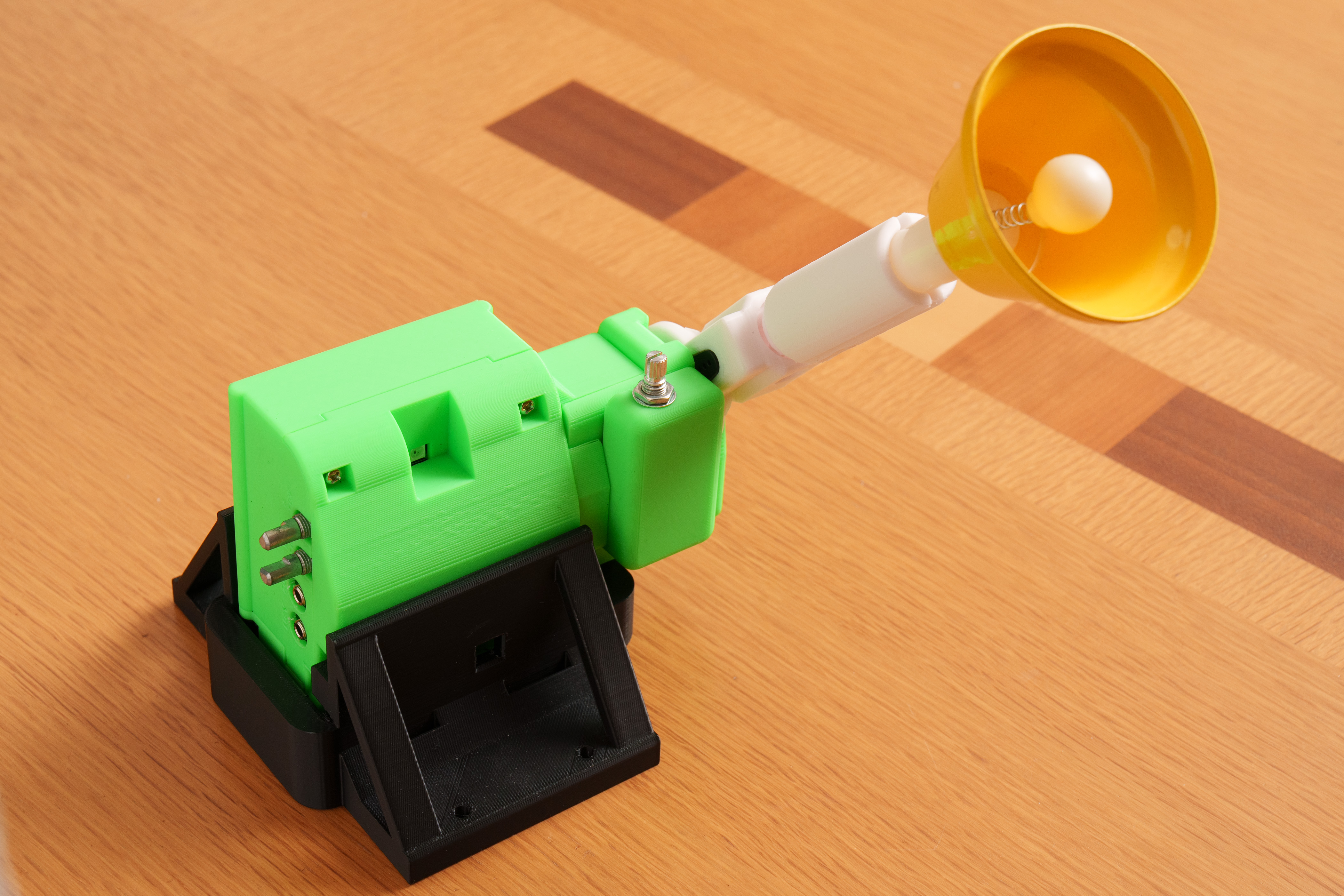 製作した支援機器「アームワンダ」